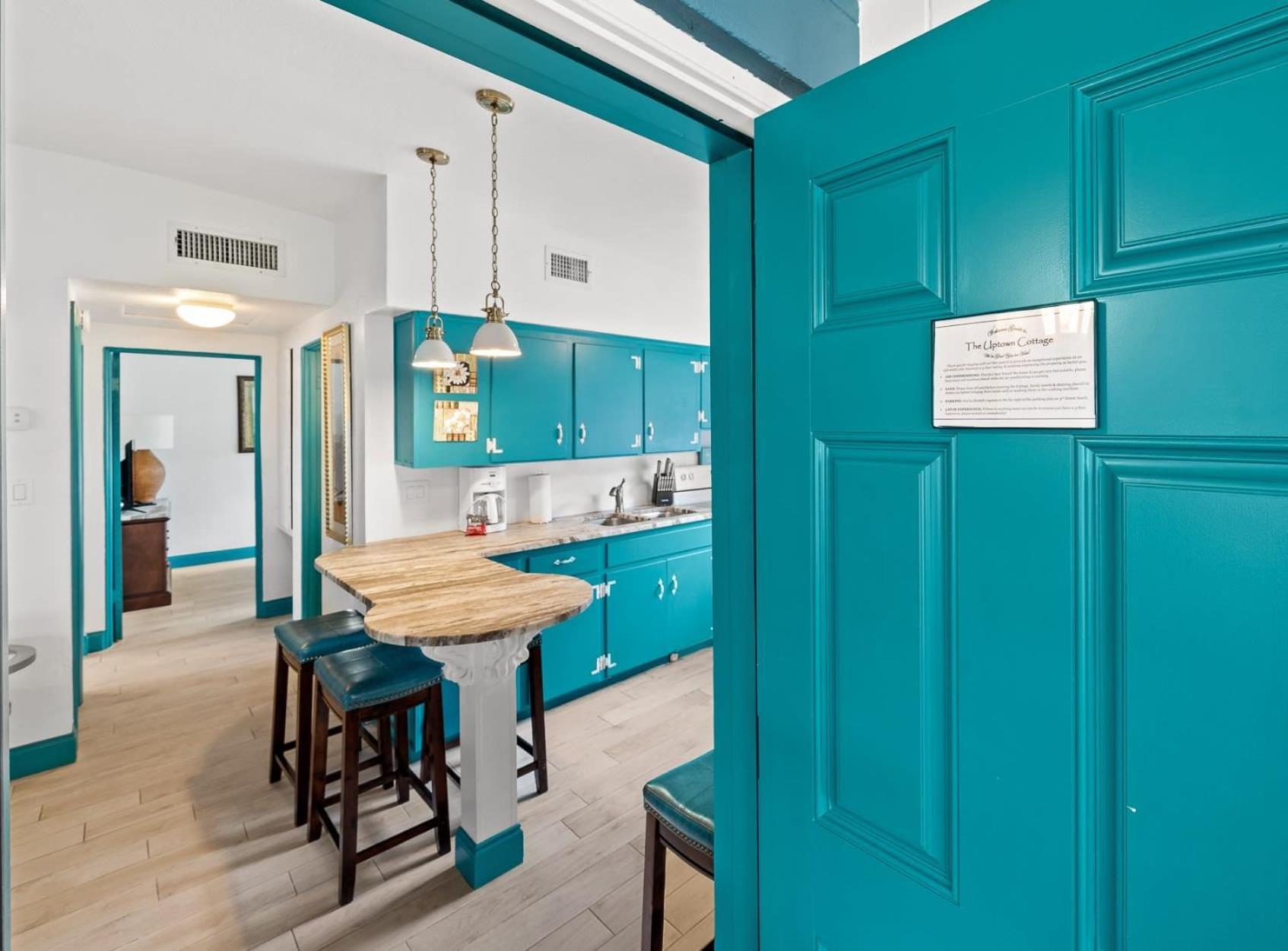 Uptown Cottage - Walk To The Beach And Restaurants Cocoa Beach Dış mekan fotoğraf
